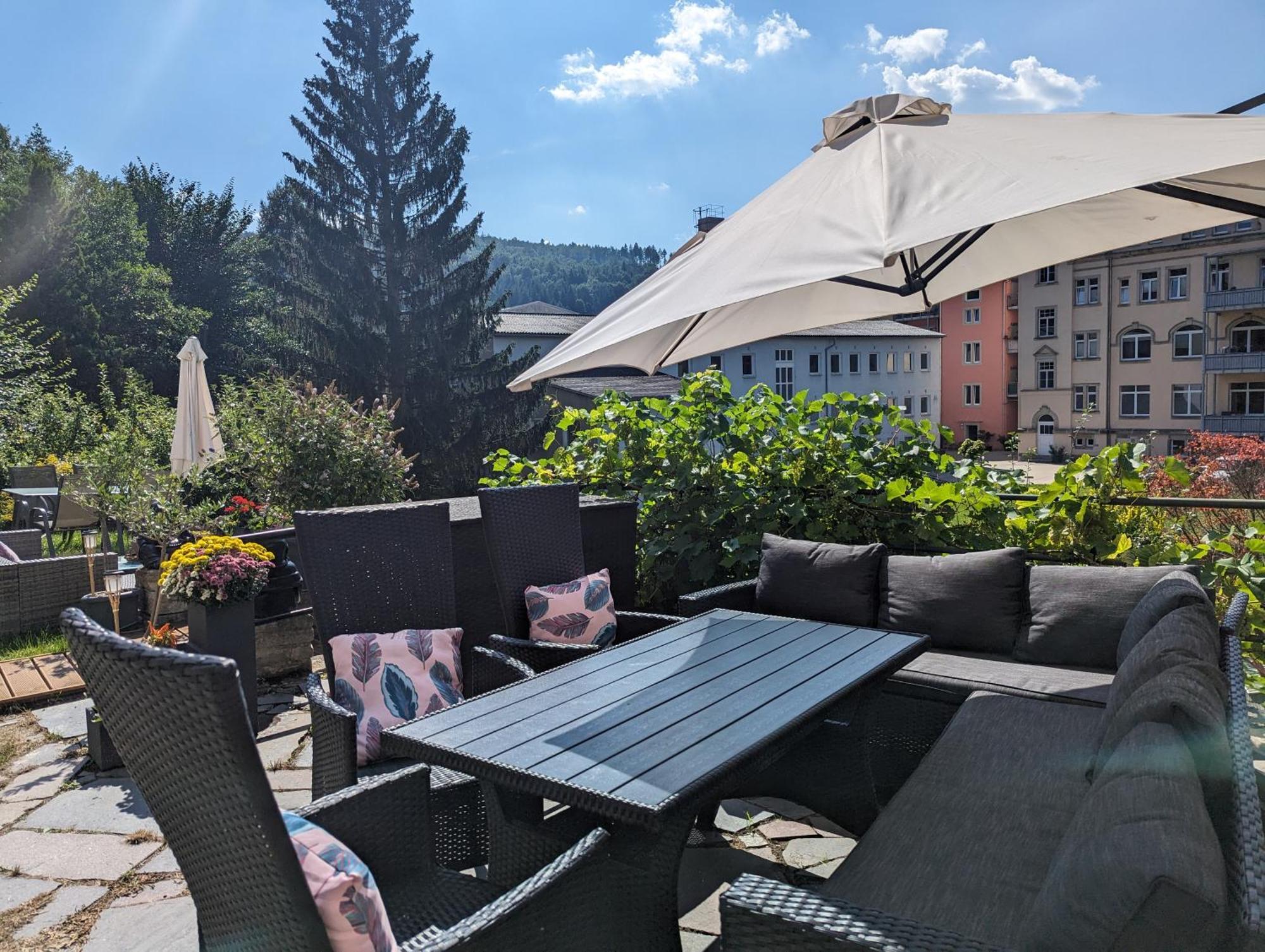 Hw4B - Urlaubsmagie - Zentral Mit Gemeinschaftsgarten, -Pool, -Sauna & Whirlpool Sebnitz Esterno foto