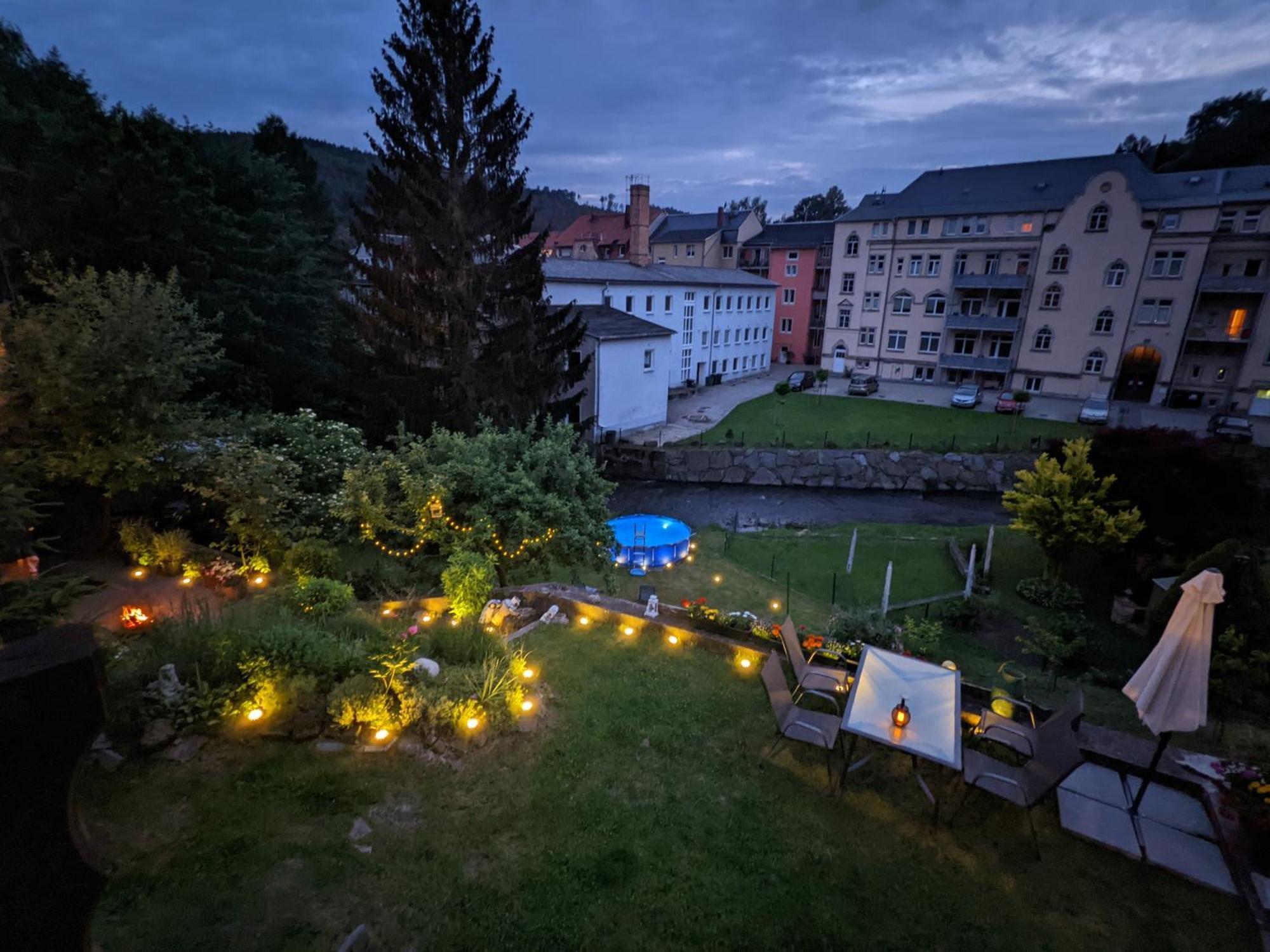 Hw4B - Urlaubsmagie - Zentral Mit Gemeinschaftsgarten, -Pool, -Sauna & Whirlpool Sebnitz Esterno foto