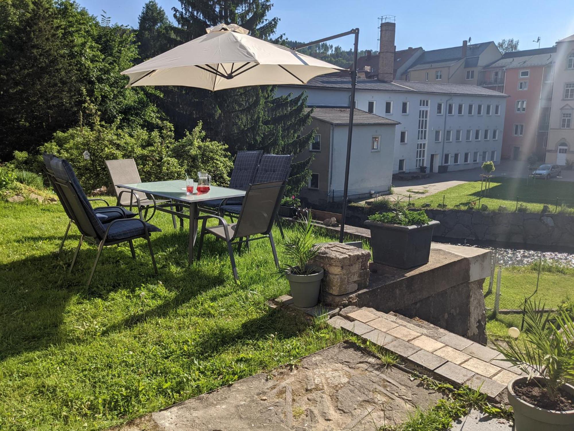 Hw4B - Urlaubsmagie - Zentral Mit Gemeinschaftsgarten, -Pool, -Sauna & Whirlpool Sebnitz Esterno foto