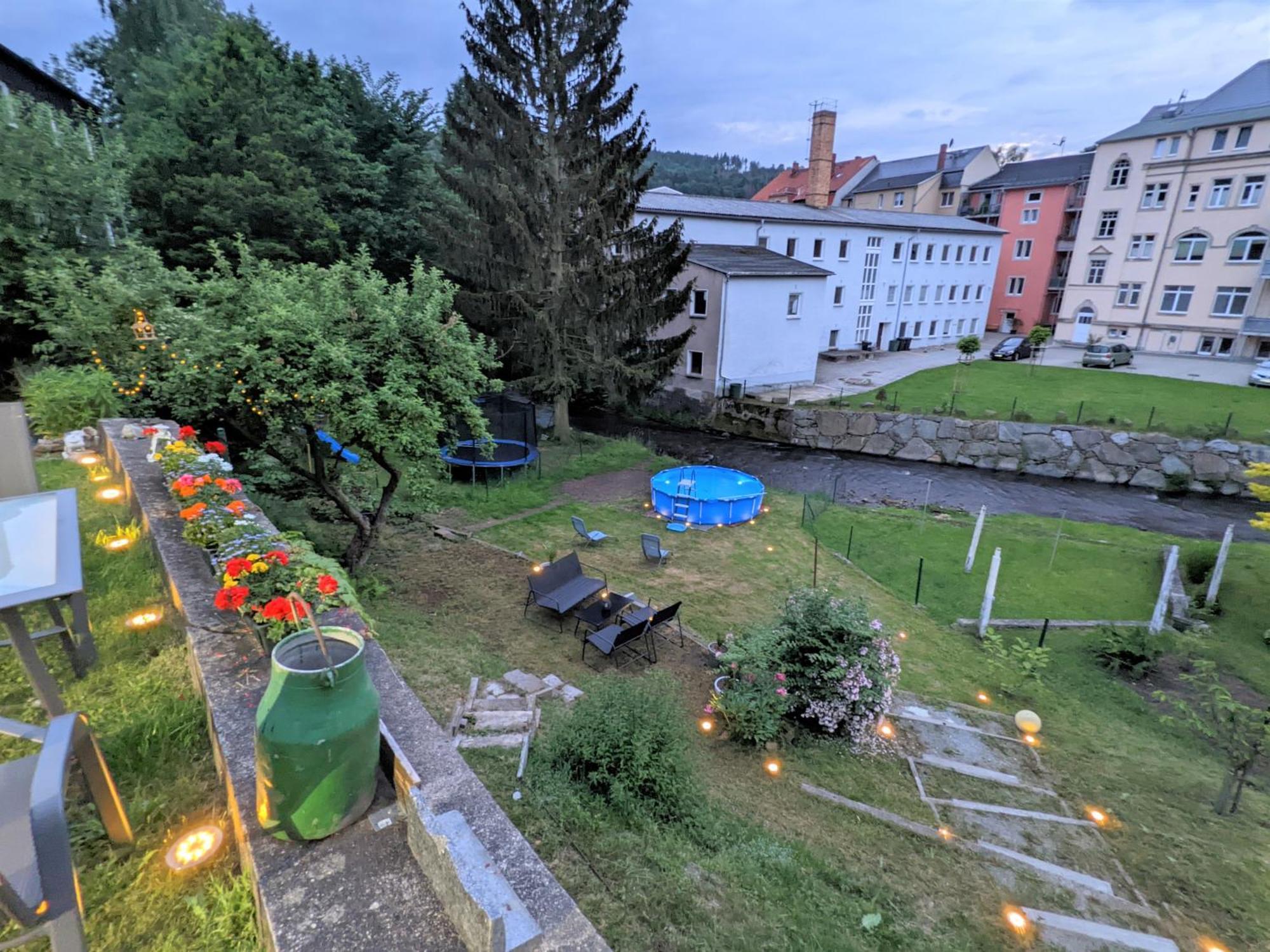 Hw4B - Urlaubsmagie - Zentral Mit Gemeinschaftsgarten, -Pool, -Sauna & Whirlpool Sebnitz Esterno foto