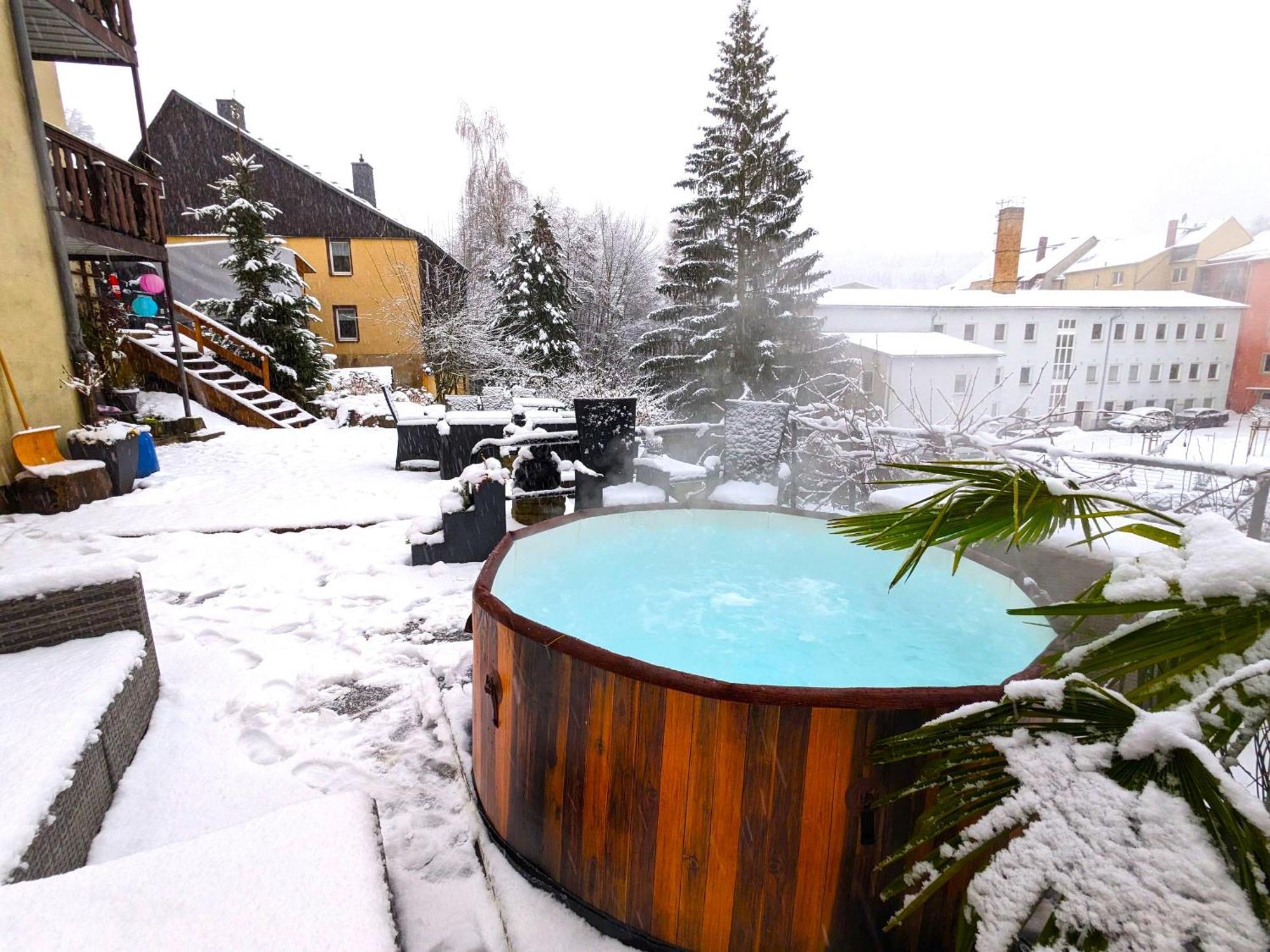 Hw4B - Urlaubsmagie - Zentral Mit Gemeinschaftsgarten, -Pool, -Sauna & Whirlpool Sebnitz Esterno foto